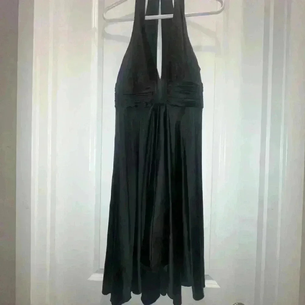 Trina Turk Women's Silk Dress Black Sleeveless Deep V-neck
